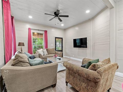 Tiny photo for 421 Martinique Avenue, Dallas, TX 75223 (MLS # 21100066)