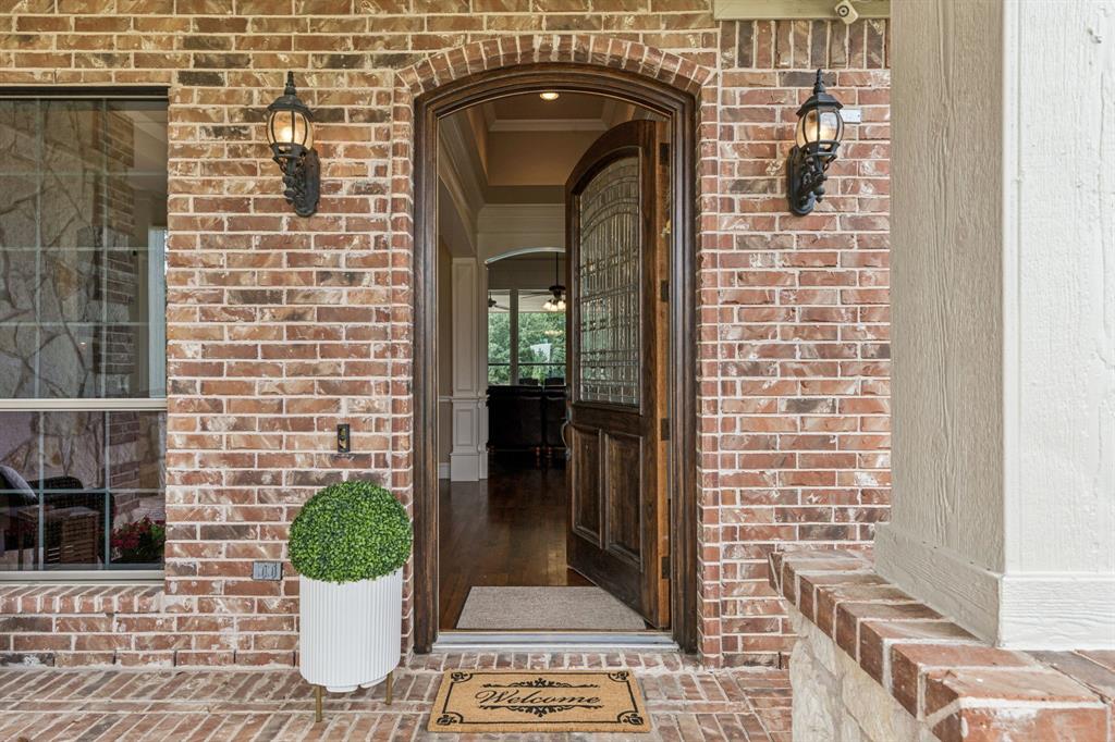 91 Stone Hinge Drive