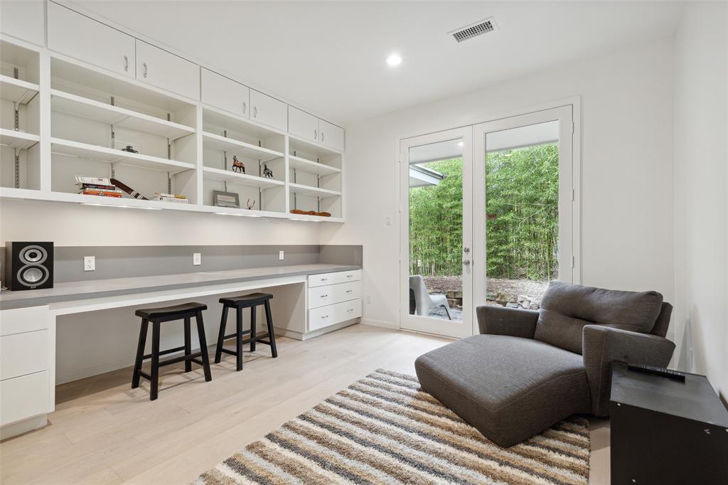 Cloisters Rev - Residential