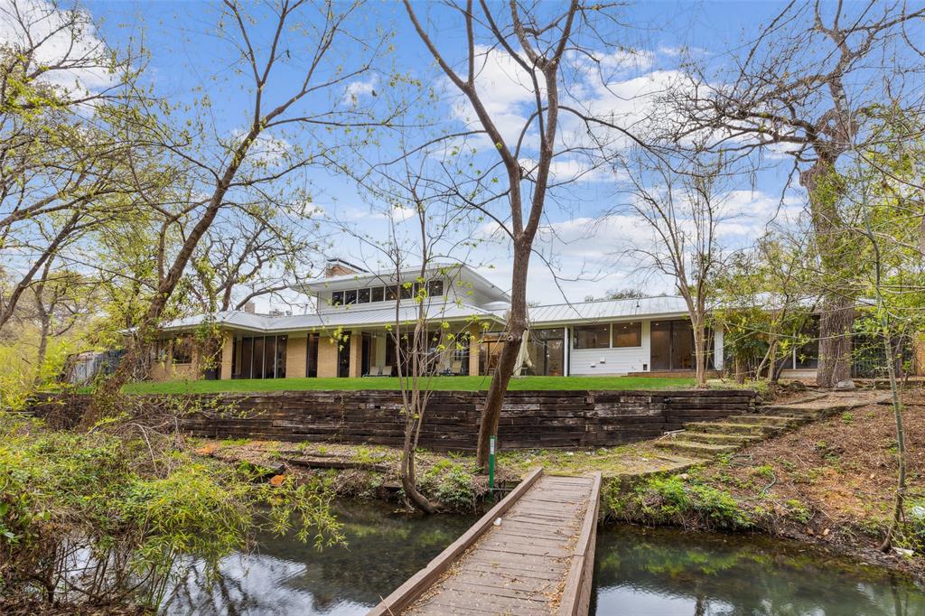 Cloisters Rev - Residential