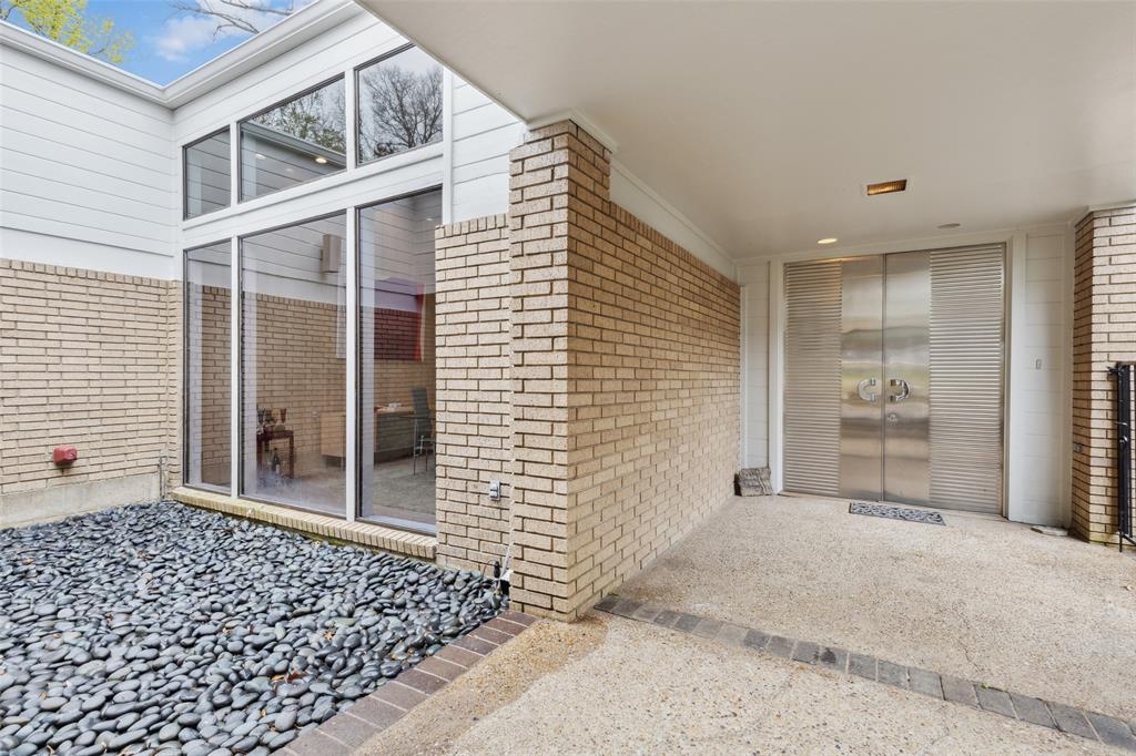 Cloisters Rev - Residential