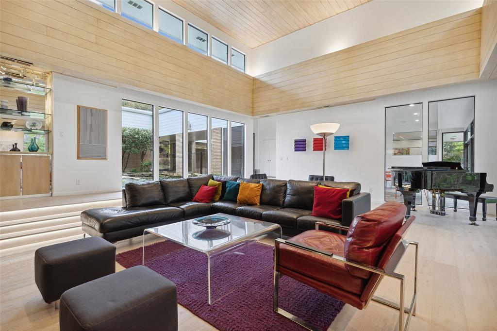 Cloisters Rev - Residential