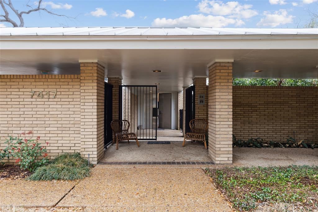 Cloisters Rev - Residential