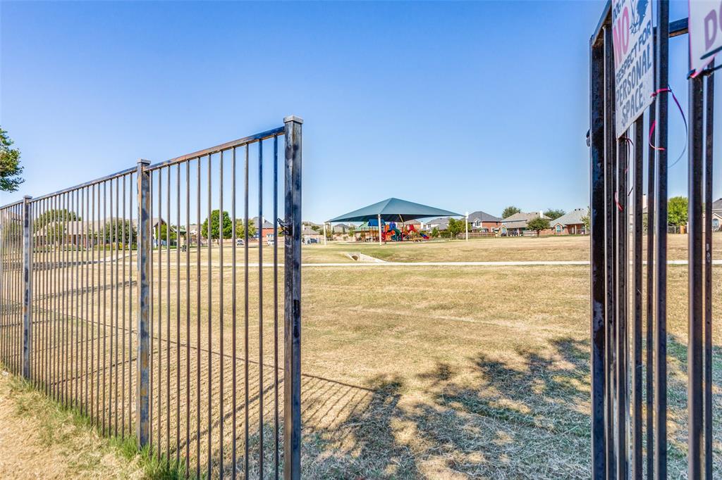 Mistletoe Hill Ph I & II - Residential