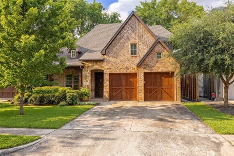 Photo of 5623 Matalee Avenue, Dallas, TX 75206 (MLS # 21296562)