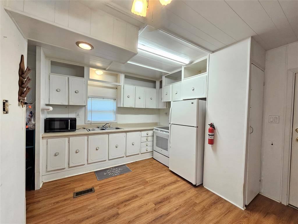 8228 County Road 608