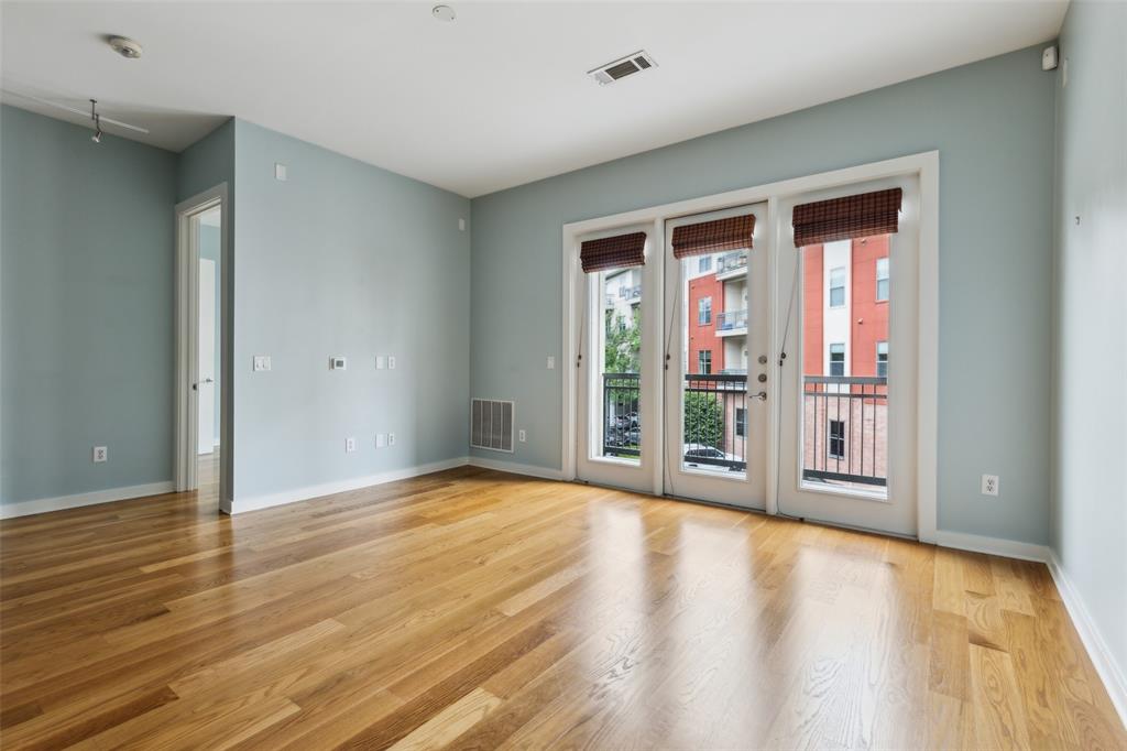 2950 Mckinney Avenue 218