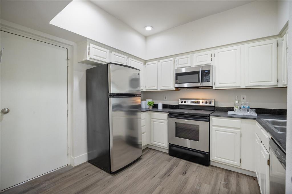 Montfort Twnhms - Residential