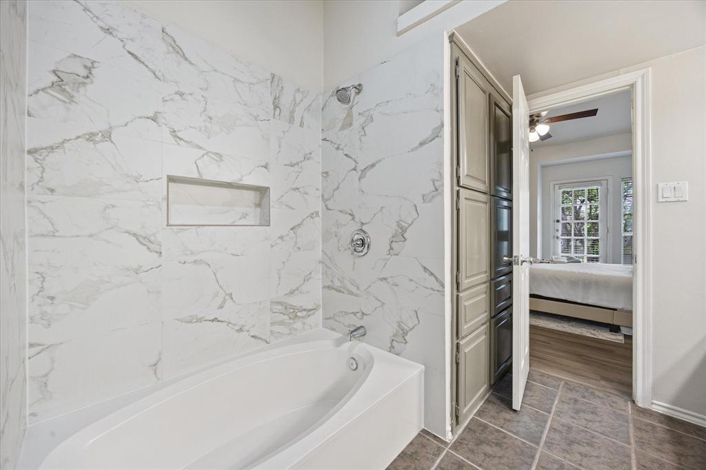 Montfort Twnhms - Residential