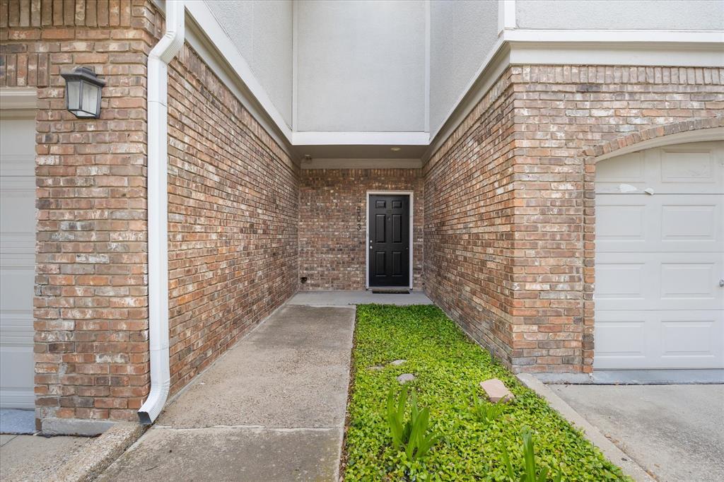 Montfort Twnhms - Residential