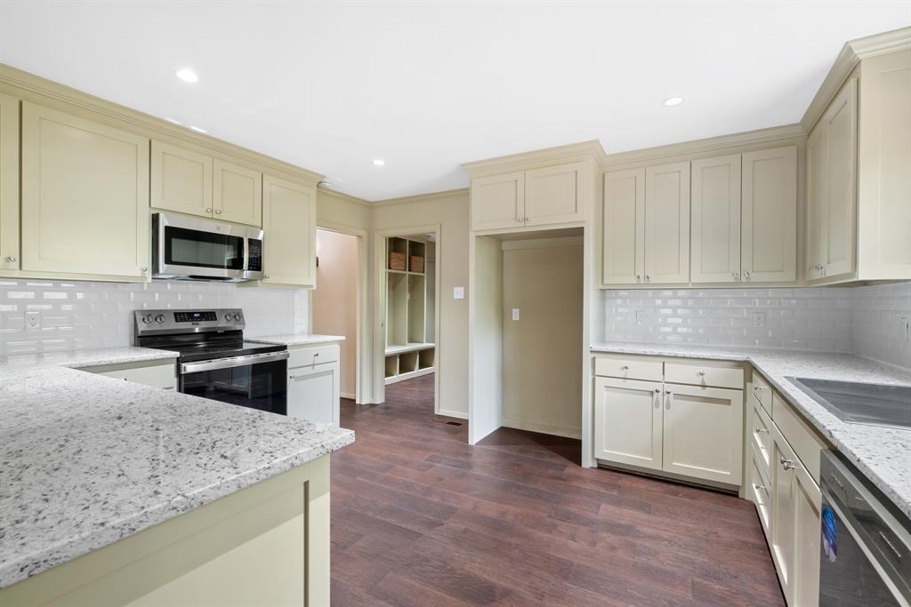 Lakeview Place - Residential