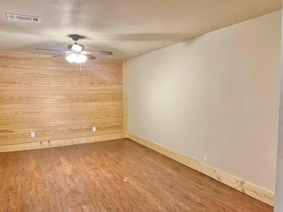 1310 W 12th Street