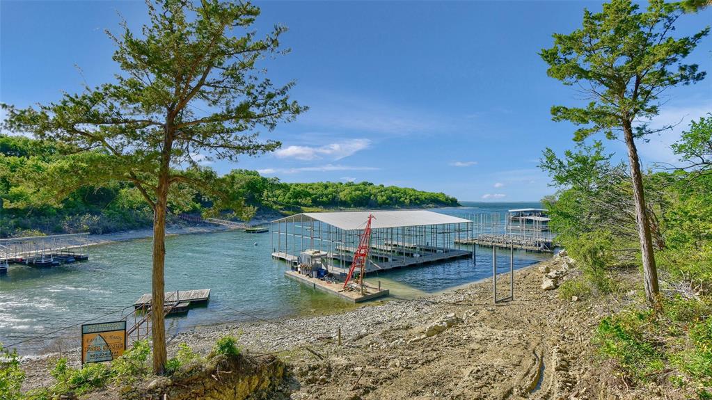 Thompson Heights - Land