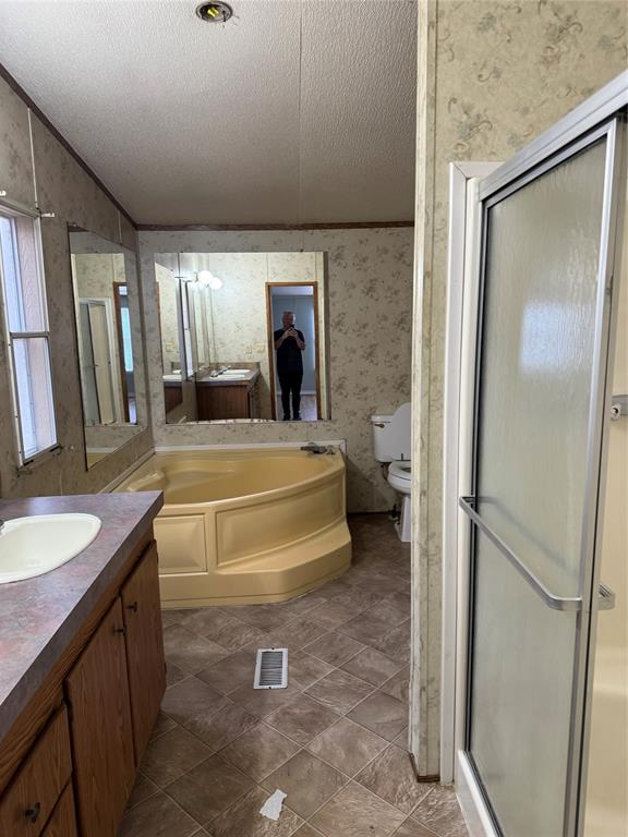 Blue Water Shores - Residential