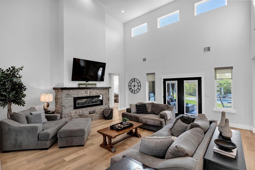 HIDDEN SPRINGS RANCH - Residential