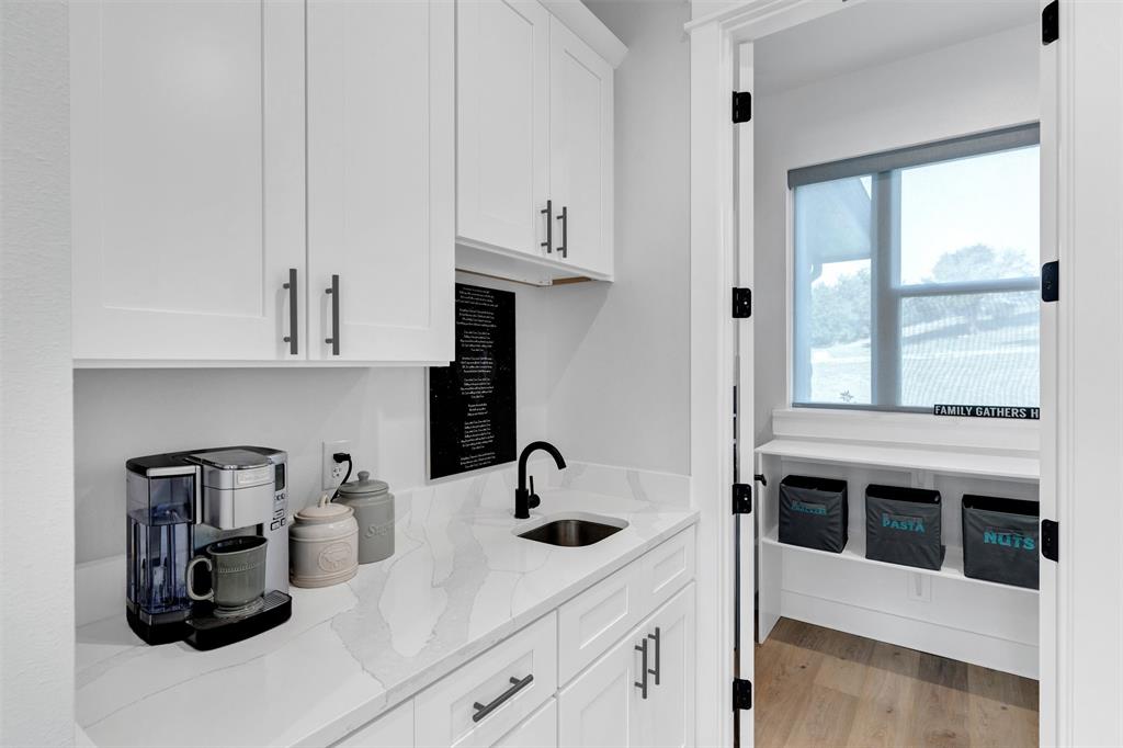 HIDDEN SPRINGS RANCH - Residential