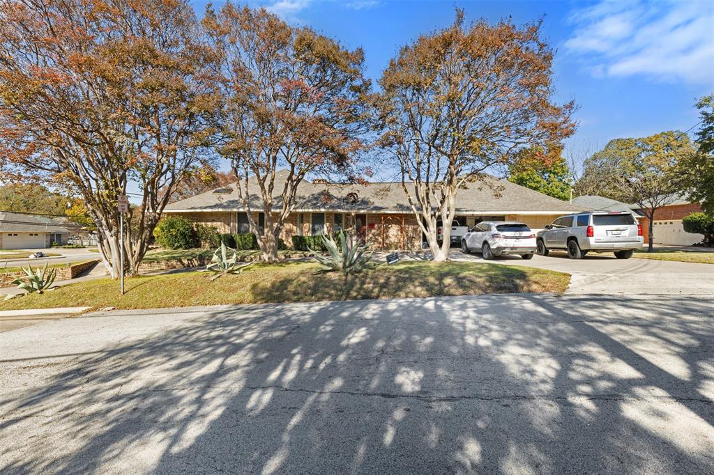 320 S Irving Heights Drive