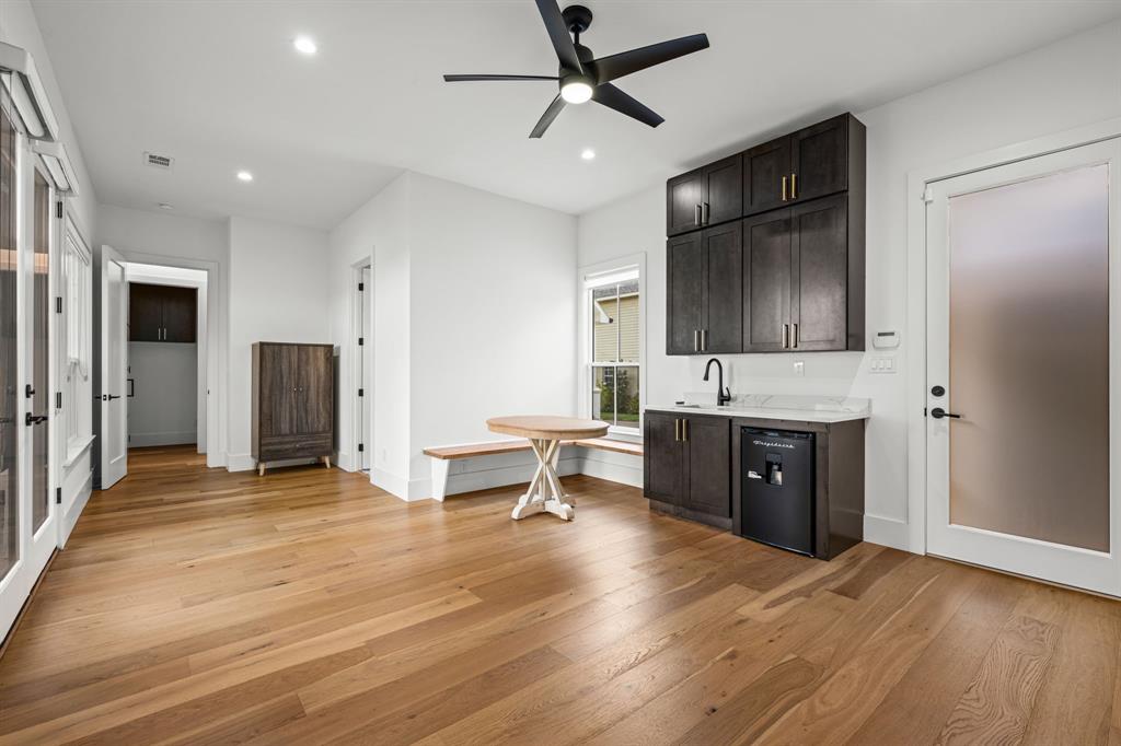 Walnut Hill Park - Residential