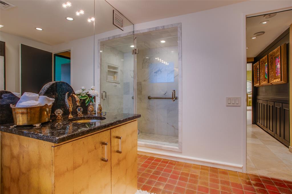 3525 Condos - Residential