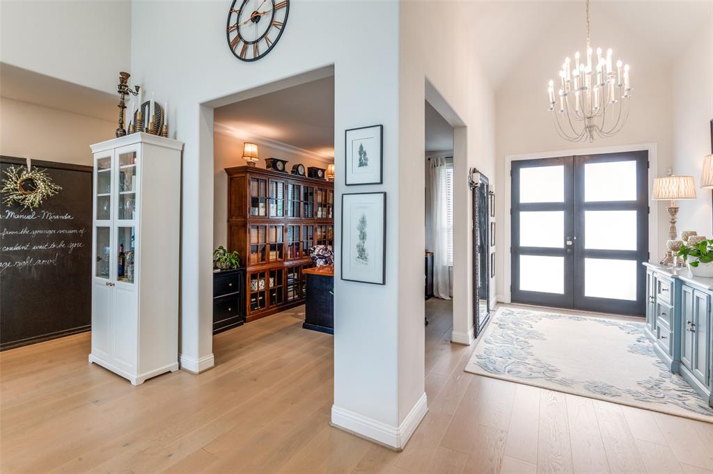 1604 Colonnade Court