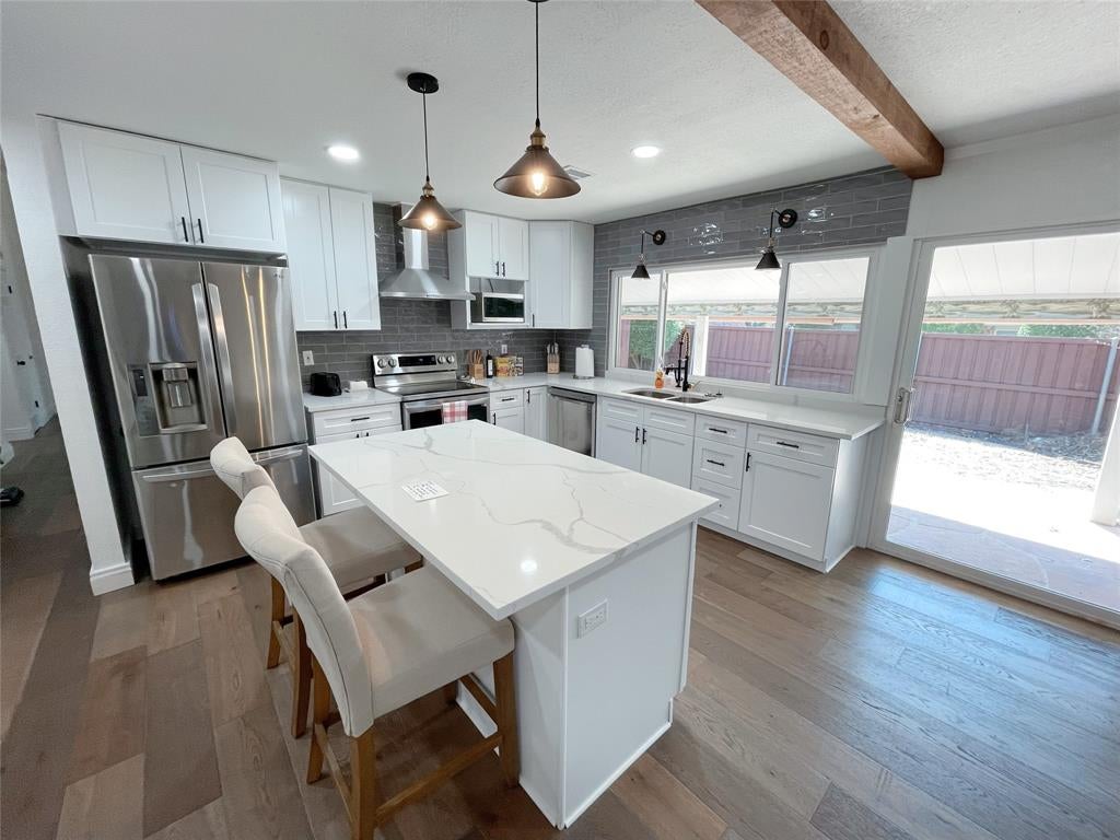 6401 Apache Court