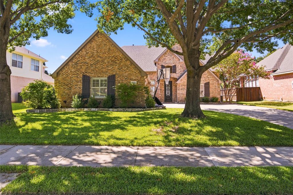 1820 Forest Bend Lane