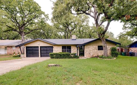 6721 Yolanda Drive Fort Worth TX 76112