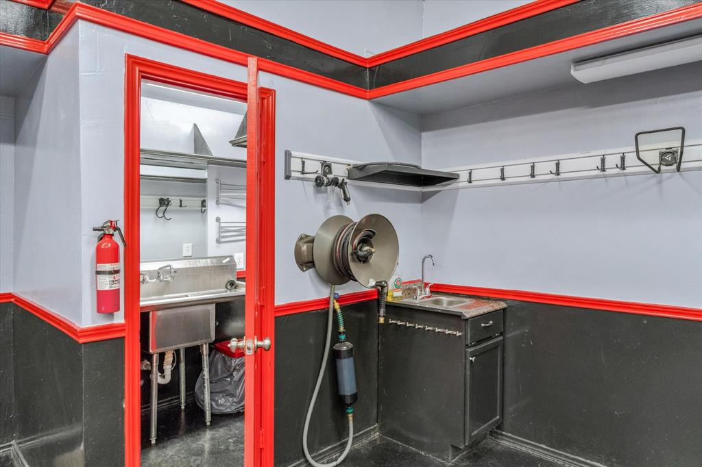 SUR: H C MARRS - Residential