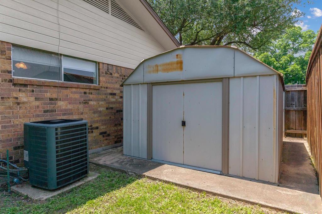 SUR: H C MARRS - Residential