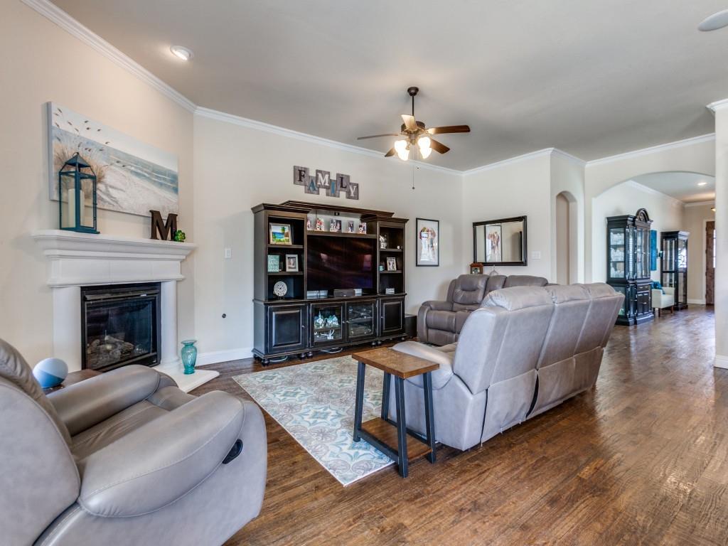 408 Heritage Lane