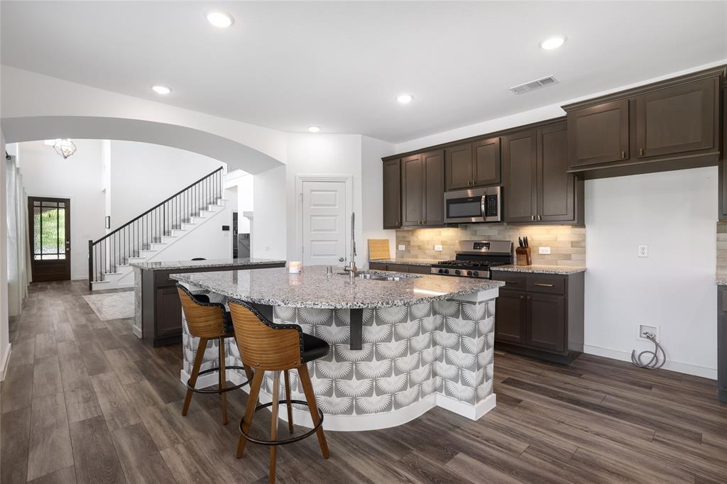 1004 Friesian Lane