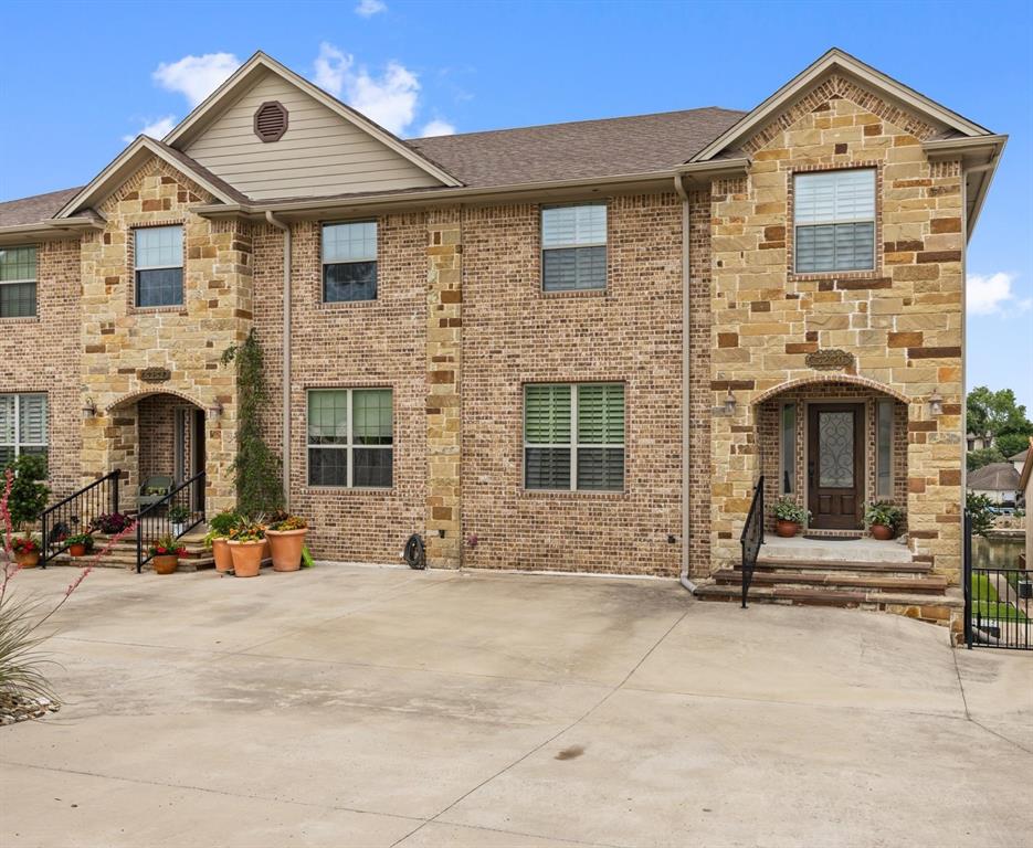 5250 Country Club Drive Q