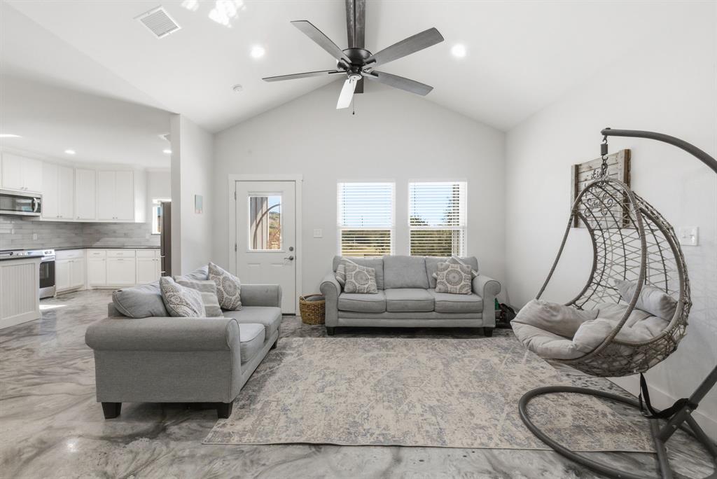 125 Ruidoso Way