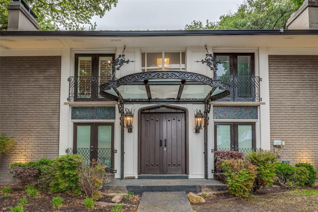 10201 Regal Oaks Drive 204