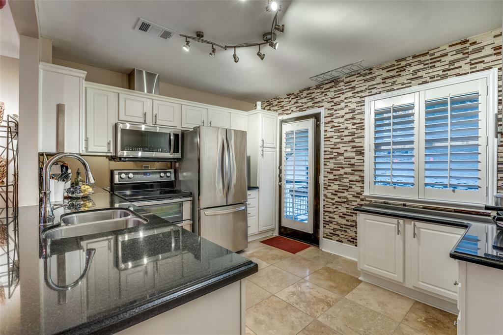 Paradiso Condo Ph 1 - Residential