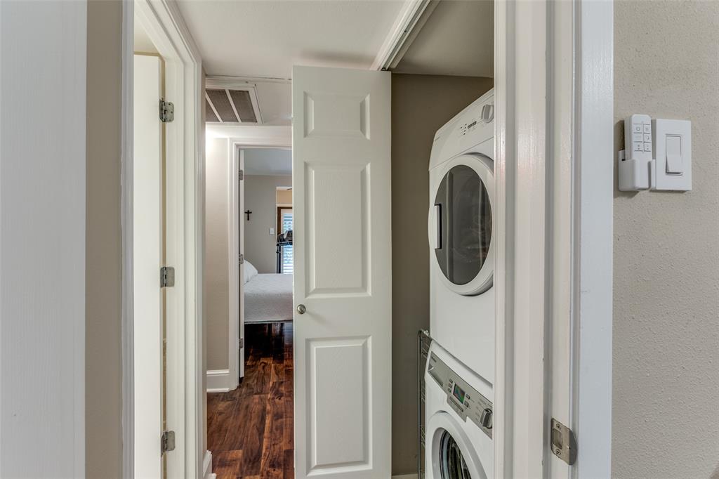 Paradiso Condo Ph 1 - Residential