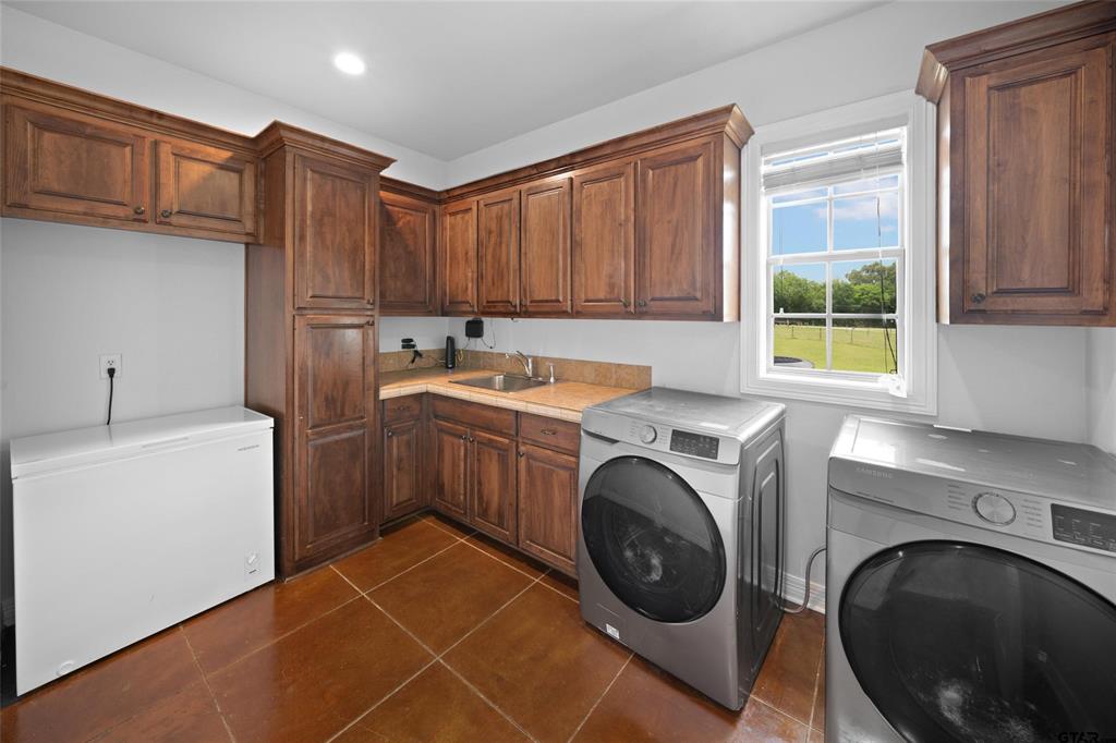 Roblow Shaw Add - Residential