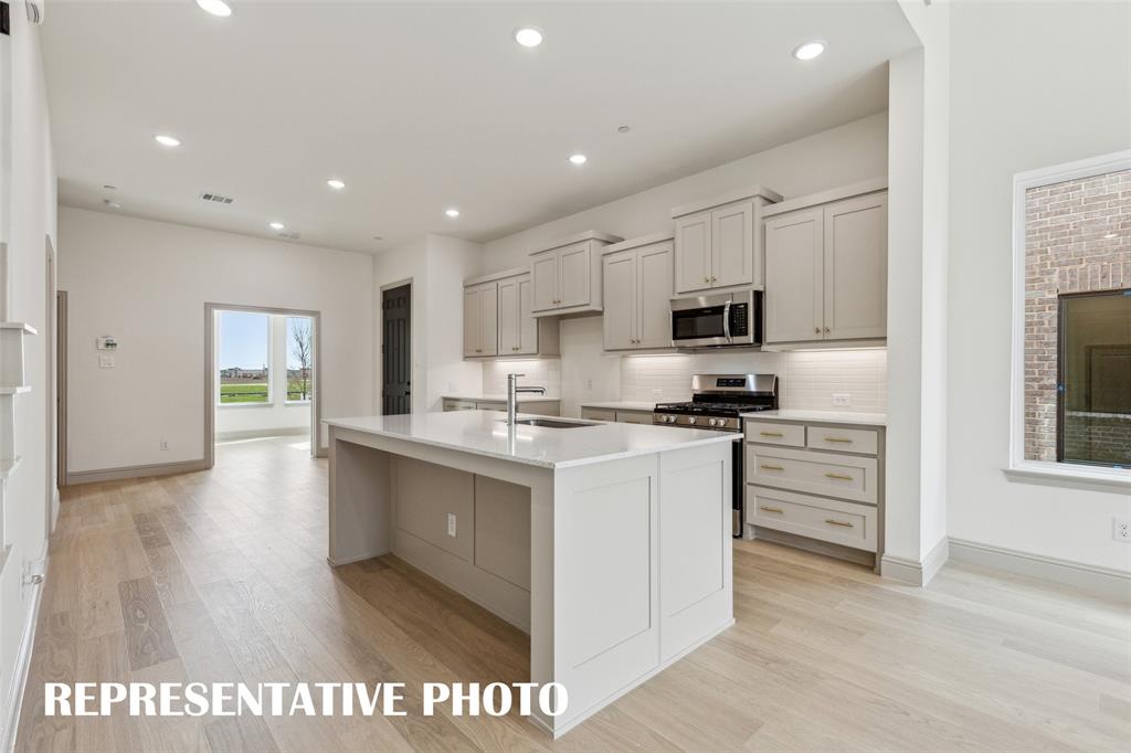 3526 Pierce Lane