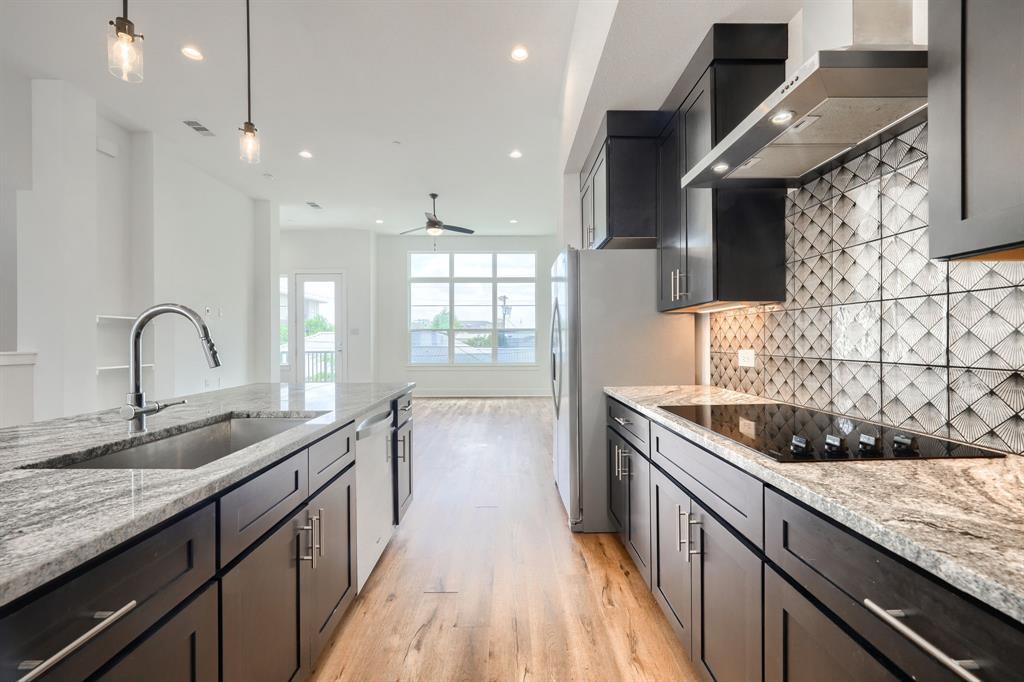 TERRACES ON BEE CONDO - Residential