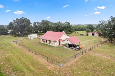 A home in Sulphur Springs