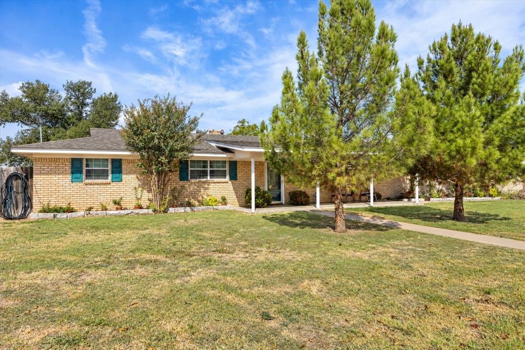916 Preston Lane