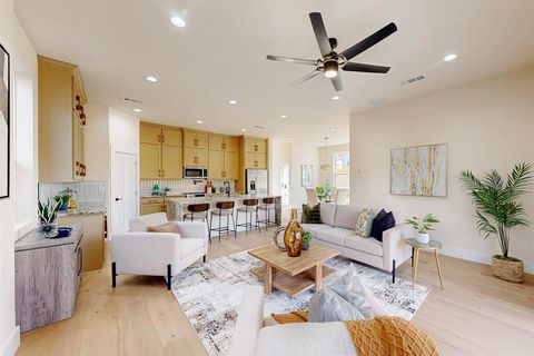 1525 Mcbroom Street Dallas TX 75212
