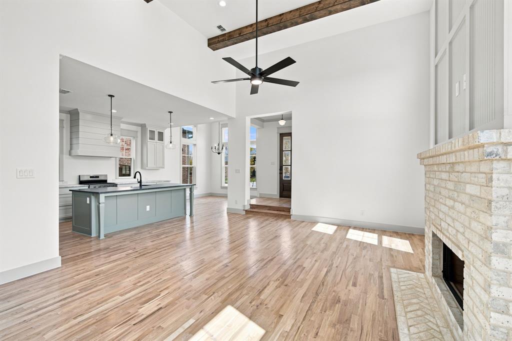 409 Garrett Way