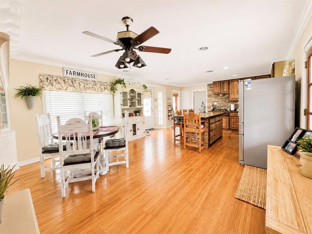 245 Harris Harbor Road
