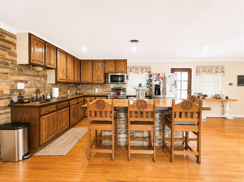 245 Harris Harbor Road
