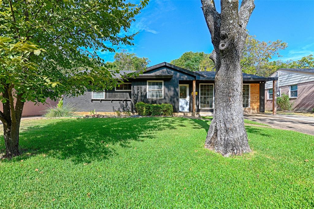 1339 Winding Trail