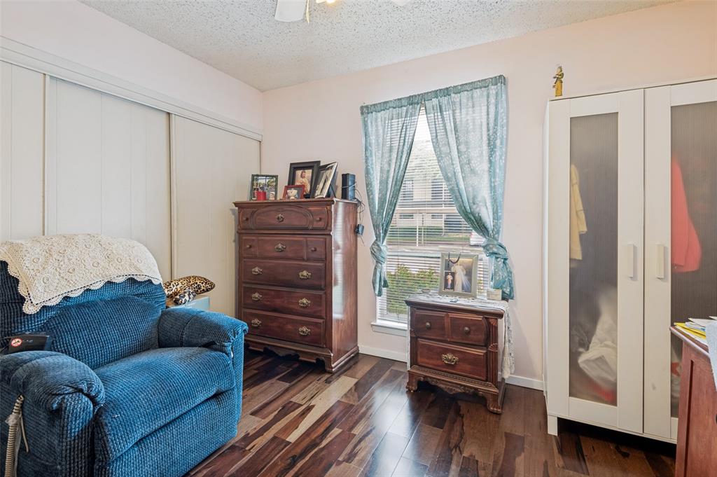 Woodhaven Condo - Residential