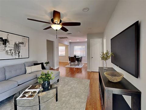 1220 Shasta Avenue Dallas TX 75211