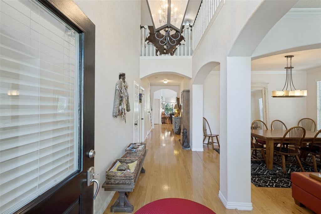 5817 Louisville Drive
