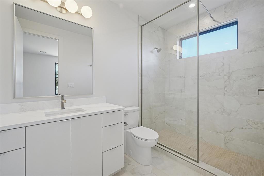 Lake Crest - Residential